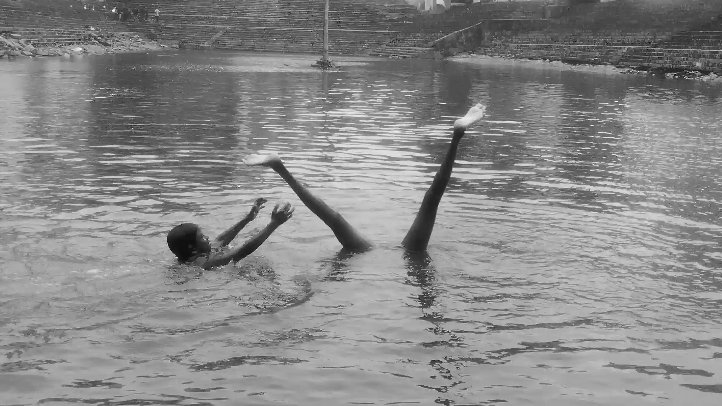 Daily rituals at Banganga